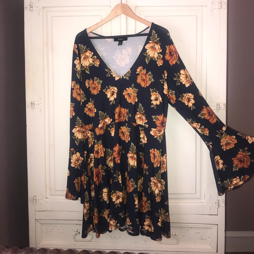 Forever 21 long bell sleeved dress